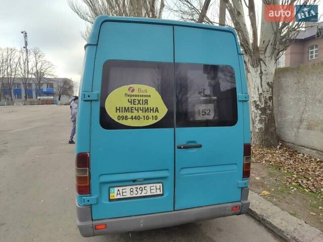 Зеленый Мерседес Sprinter, объемом двигателя 2.9 л и пробегом 1000 тыс. км за 7700 $, фото 2 на Automoto.ua