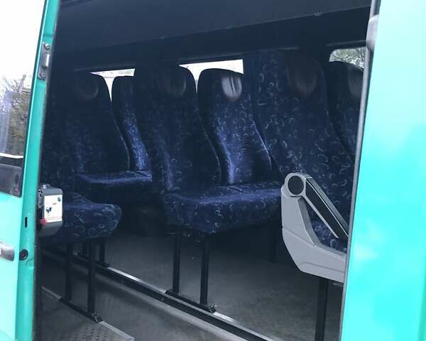 Зелений Мерседес Sprinter, об'ємом двигуна 2.15 л та пробігом 402 тис. км за 12500 $, фото 12 на Automoto.ua