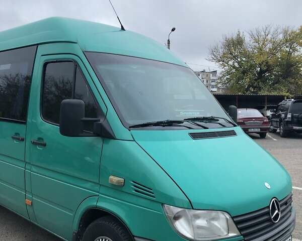 Зелений Мерседес Sprinter, об'ємом двигуна 2.15 л та пробігом 402 тис. км за 12500 $, фото 4 на Automoto.ua