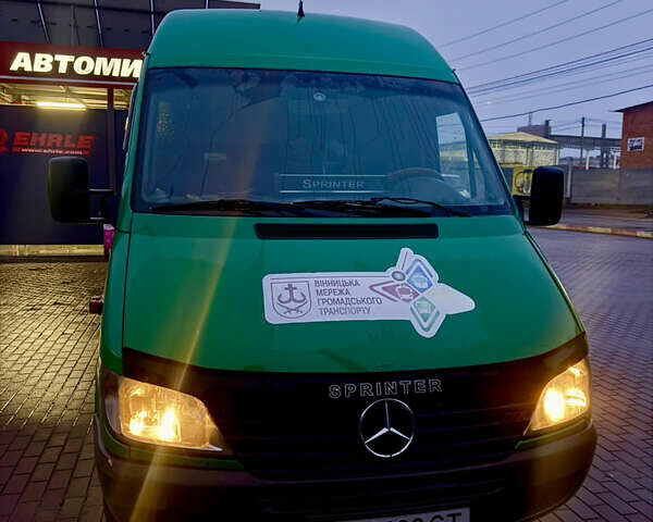 Зеленый Мерседес Sprinter, объемом двигателя 2.15 л и пробегом 578 тыс. км за 8999 $, фото 8 на Automoto.ua