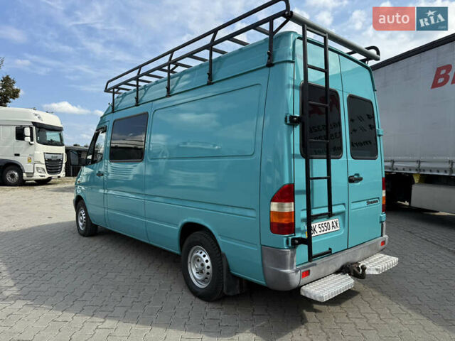 Зелений Мерседес Sprinter, об'ємом двигуна 2.2 л та пробігом 275 тис. км за 13500 $, фото 4 на Automoto.ua