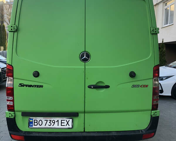 Зеленый Мерседес Sprinter, объемом двигателя 2.15 л и пробегом 430 тыс. км за 10200 $, фото 2 на Automoto.ua