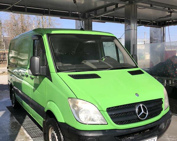 Зеленый Мерседес Sprinter, объемом двигателя 2.15 л и пробегом 430 тыс. км за 10200 $, фото 31 на Automoto.ua