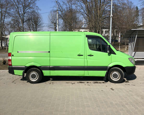 Зеленый Мерседес Sprinter, объемом двигателя 2.15 л и пробегом 430 тыс. км за 10200 $, фото 13 на Automoto.ua