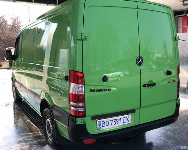 Зеленый Мерседес Sprinter, объемом двигателя 2.15 л и пробегом 430 тыс. км за 10200 $, фото 32 на Automoto.ua
