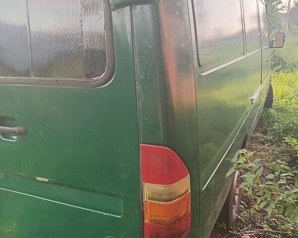 Зеленый Мерседес Sprinter, объемом двигателя 0 л и пробегом 4 тыс. км за 3300 $, фото 5 на Automoto.ua