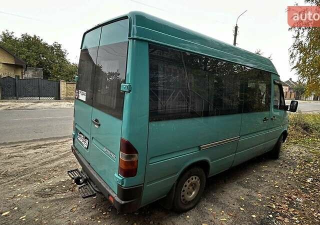 Зеленый Мерседес Sprinter, объемом двигателя 2.9 л и пробегом 770 тыс. км за 7500 $, фото 2 на Automoto.ua