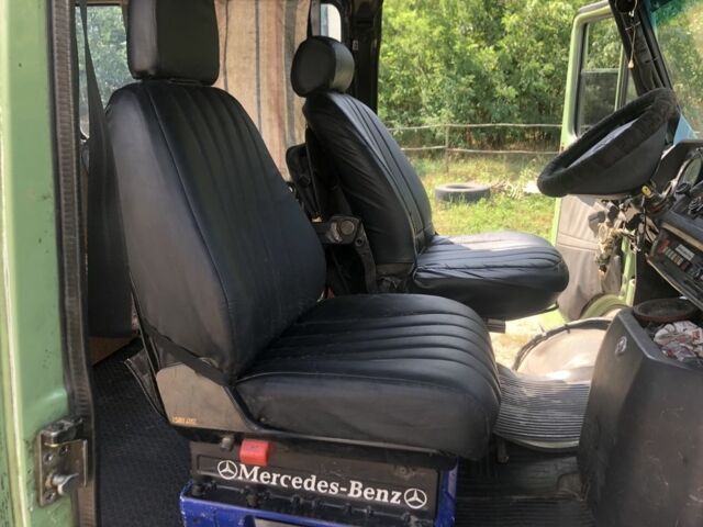Зеленый Мерседес Sprinter, объемом двигателя 2.9 л и пробегом 714 тыс. км за 2500 $, фото 4 на Automoto.ua