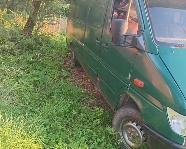 Зеленый Мерседес Sprinter, объемом двигателя 0 л и пробегом 4 тыс. км за 3100 $, фото 7 на Automoto.ua