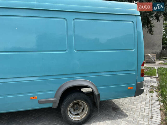 Зеленый Мерседес Sprinter, объемом двигателя 2.9 л и пробегом 366 тыс. км за 9800 $, фото 5 на Automoto.ua