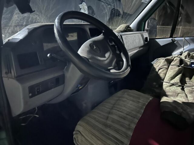 Зелений Мерседес Sprinter, об'ємом двигуна 2.3 л та пробігом 200 тис. км за 3100 $, фото 7 на Automoto.ua