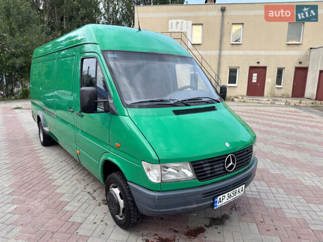 Зеленый Мерседес Sprinter, объемом двигателя 2.3 л и пробегом 1 тыс. км за 8000 $, фото 1 на Automoto.ua