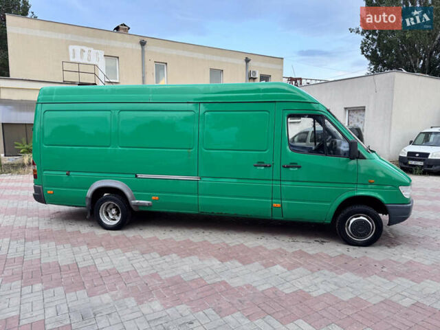 Зеленый Мерседес Sprinter, объемом двигателя 2.3 л и пробегом 1 тыс. км за 8000 $, фото 2 на Automoto.ua