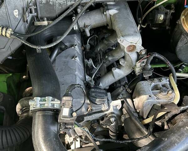Зелений Мерседес Sprinter, об'ємом двигуна 2.87 л та пробігом 643 тис. км за 5500 $, фото 4 на Automoto.ua