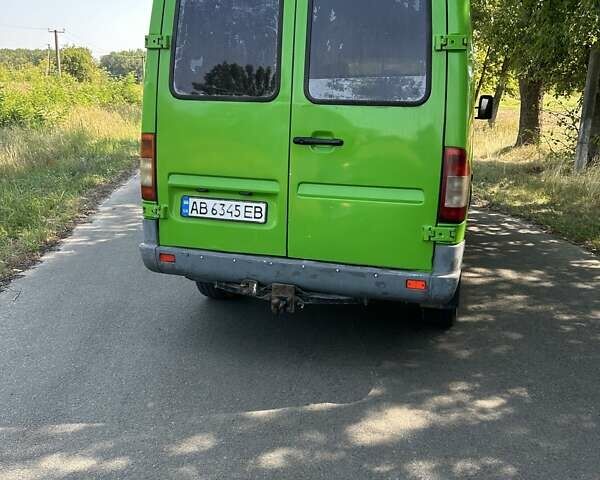 Зелений Мерседес Sprinter, об'ємом двигуна 2.87 л та пробігом 643 тис. км за 5500 $, фото 6 на Automoto.ua