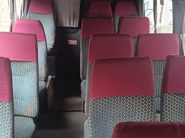 Мерседес Sprinter 2000 в Николаеве на Automoto.ua Зеленый Мерседес Sprinter, объемом двигателя 2.2 л и пробегом 100 тыс. км за 9000 $, фото 6 на Automoto.ua