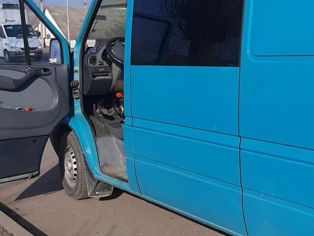 Зеленый Мерседес Sprinter, объемом двигателя 2.1 л и пробегом 600 тыс. км за 9424 $, фото 2 на Automoto.ua