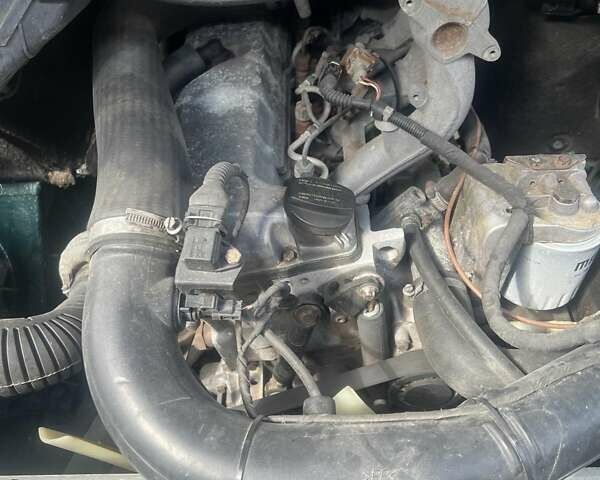 Зелений Мерседес Sprinter, об'ємом двигуна 2.87 л та пробігом 512 тис. км за 9900 $, фото 1 на Automoto.ua