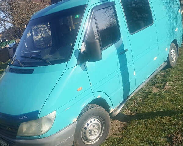 Зеленый Мерседес Sprinter, объемом двигателя 2.69 л и пробегом 770 тыс. км за 8321 $, фото 3 на Automoto.ua
