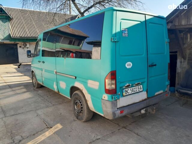 Зеленый Мерседес Sprinter, объемом двигателя 2.1 л и пробегом 547 тыс. км за 5500 $, фото 5 на Automoto.ua