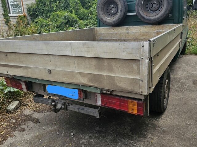 Зелений Мерседес Sprinter, об'ємом двигуна 0 л та пробігом 230 тис. км за 4177 $, фото 6 на Automoto.ua