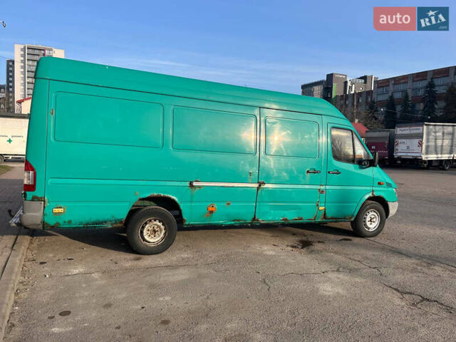Зеленый Мерседес Sprinter, объемом двигателя 2.2 л и пробегом 737 тыс. км за 6499 $, фото 10 на Automoto.ua
