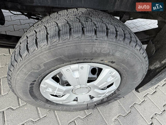 Зелений Мерседес Sprinter, об'ємом двигуна 2.69 л та пробігом 720 тис. км за 7600 $, фото 13 на Automoto.ua