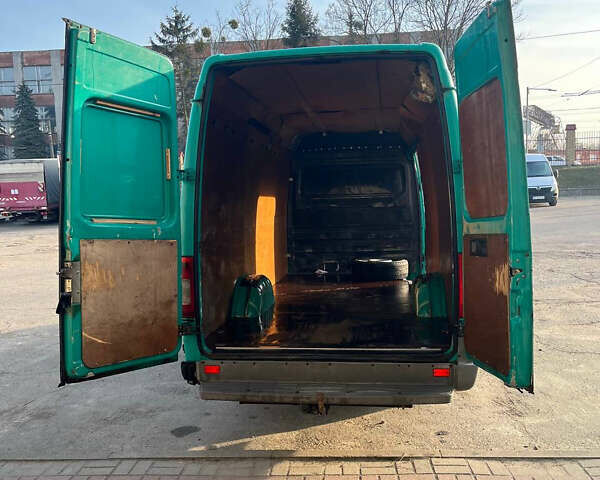 Зеленый Мерседес Sprinter, объемом двигателя 2.2 л и пробегом 737 тыс. км за 6499 $, фото 21 на Automoto.ua