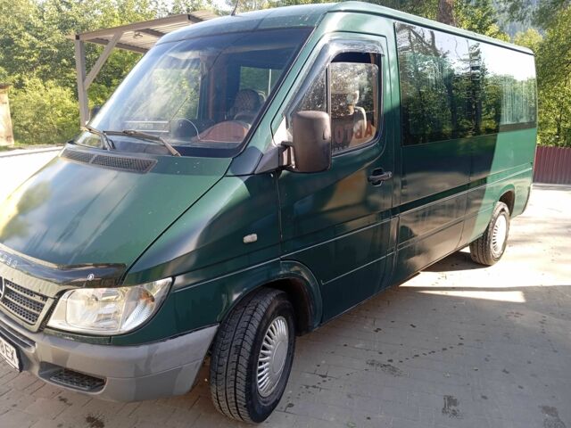 Зеленый Мерседес Sprinter, объемом двигателя 2.1 л и пробегом 560 тыс. км за 6900 $, фото 2 на Automoto.ua