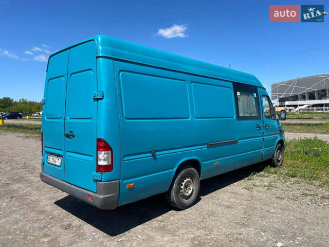 Зеленый Мерседес Sprinter, объемом двигателя 2.15 л и пробегом 800 тыс. км за 10600 $, фото 5 на Automoto.ua