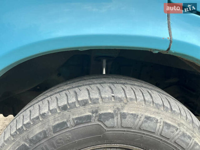 Зеленый Мерседес Sprinter, объемом двигателя 2.69 л и пробегом 400 тыс. км за 7950 $, фото 10 на Automoto.ua