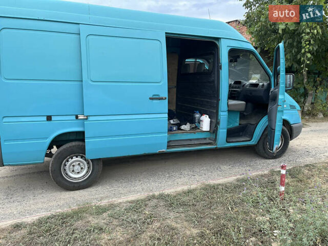 Зеленый Мерседес Sprinter, объемом двигателя 2.69 л и пробегом 400 тыс. км за 7950 $, фото 13 на Automoto.ua