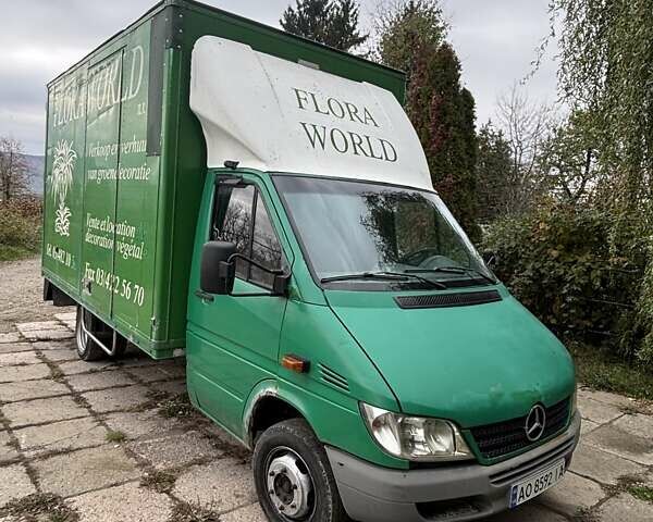 Мерседес Sprinter 2004 у Тячеве на Automoto.ua Зелений Мерседес Sprinter, об'ємом двигуна 2.1 л та пробігом 450 тис. км за 10500 $, фото 7 на Automoto.ua