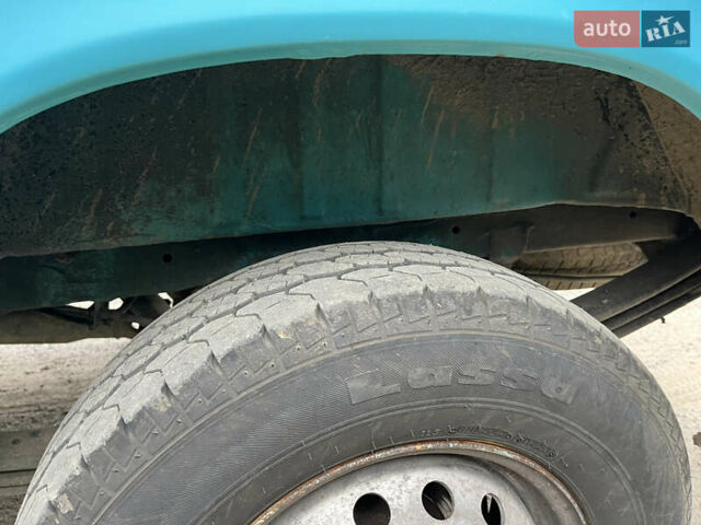 Зеленый Мерседес Sprinter, объемом двигателя 2.69 л и пробегом 400 тыс. км за 7950 $, фото 11 на Automoto.ua