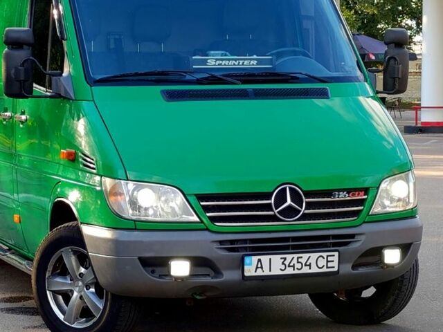 Зеленый Мерседес Sprinter, объемом двигателя 2.7 л и пробегом 540 тыс. км за 16700 $, фото 4 на Automoto.ua