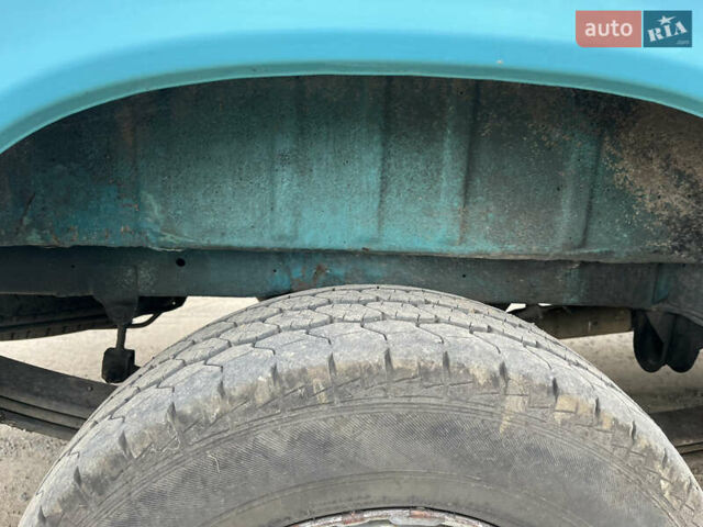 Зеленый Мерседес Sprinter, объемом двигателя 2.69 л и пробегом 400 тыс. км за 7950 $, фото 14 на Automoto.ua