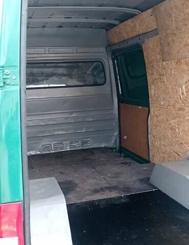 Зеленый Мерседес Sprinter, объемом двигателя 2.2 л и пробегом 450 тыс. км за 10000 $, фото 9 на Automoto.ua