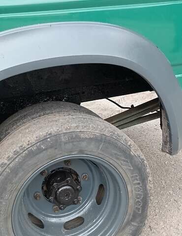 Зеленый Мерседес Sprinter, объемом двигателя 2.2 л и пробегом 450 тыс. км за 10000 $, фото 14 на Automoto.ua