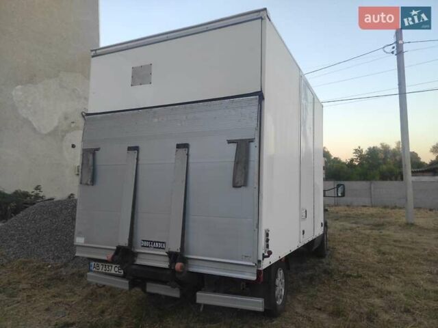 Зеленый Мерседес Sprinter, объемом двигателя 2.69 л и пробегом 450 тыс. км за 10900 $, фото 4 на Automoto.ua