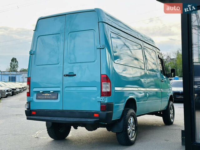 Зелений Мерседес Sprinter, об'ємом двигуна 2.15 л та пробігом 150 тис. км за 16700 $, фото 9 на Automoto.ua