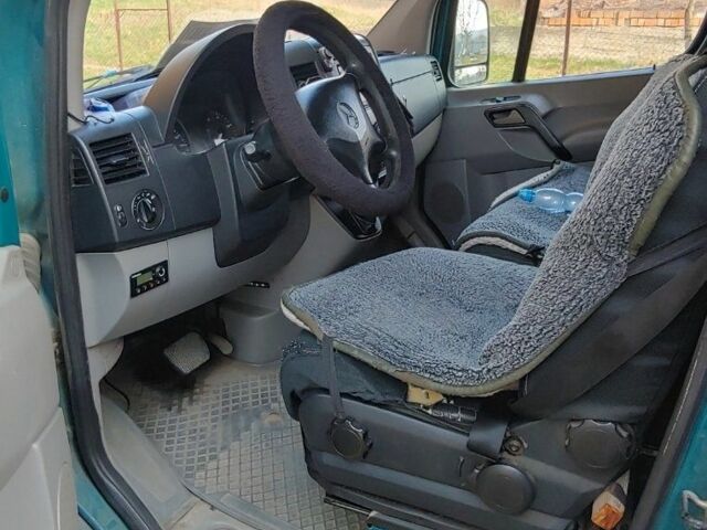 Зеленый Мерседес Sprinter, объемом двигателя 2.1 л и пробегом 4 тыс. км за 7100 $, фото 3 на Automoto.ua