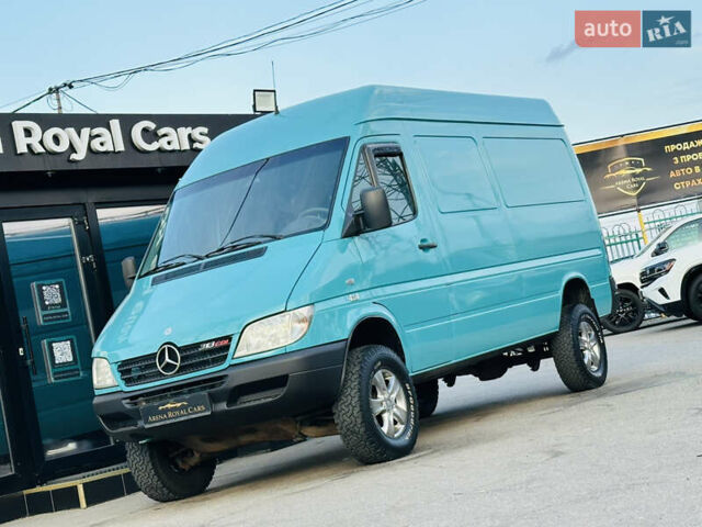 Зелений Мерседес Sprinter, об'ємом двигуна 2.15 л та пробігом 150 тис. км за 16700 $, фото 5 на Automoto.ua