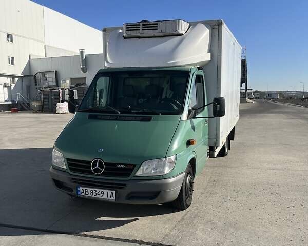 Зеленый Мерседес Sprinter, объемом двигателя 2.69 л и пробегом 8 тыс. км за 1100 $, фото 4 на Automoto.ua