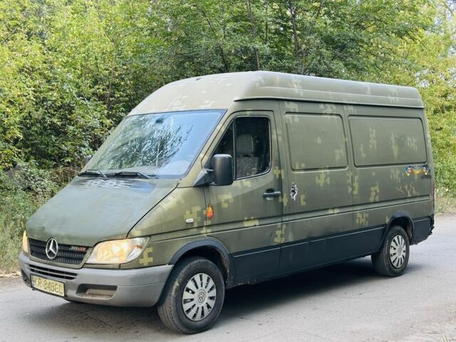 Зеленый Мерседес Sprinter, объемом двигателя 2.2 л и пробегом 280 тыс. км за 2800 $, фото 7 на Automoto.ua