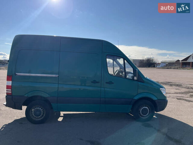 Зеленый Мерседес Sprinter, объемом двигателя 0 л и пробегом 390 тыс. км за 10800 $, фото 6 на Automoto.ua