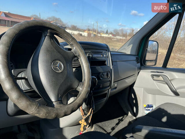 Зеленый Мерседес Sprinter, объемом двигателя 0 л и пробегом 390 тыс. км за 10800 $, фото 13 на Automoto.ua