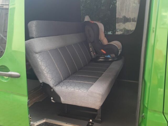 Зеленый Мерседес Sprinter, объемом двигателя 2.1 л и пробегом 417 тыс. км за 10000 $, фото 15 на Automoto.ua