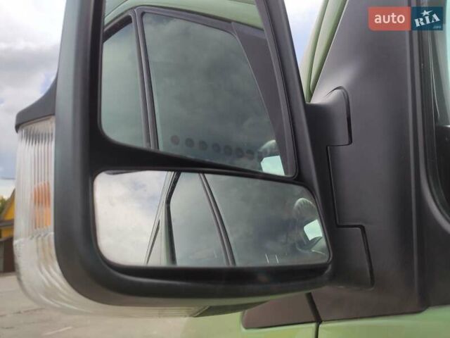 Зеленый Мерседес Sprinter, объемом двигателя 0 л и пробегом 285 тыс. км за 22900 $, фото 12 на Automoto.ua