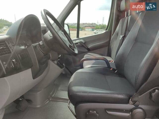 Зелений Мерседес Sprinter, об'ємом двигуна 0 л та пробігом 285 тис. км за 22600 $, фото 25 на Automoto.ua