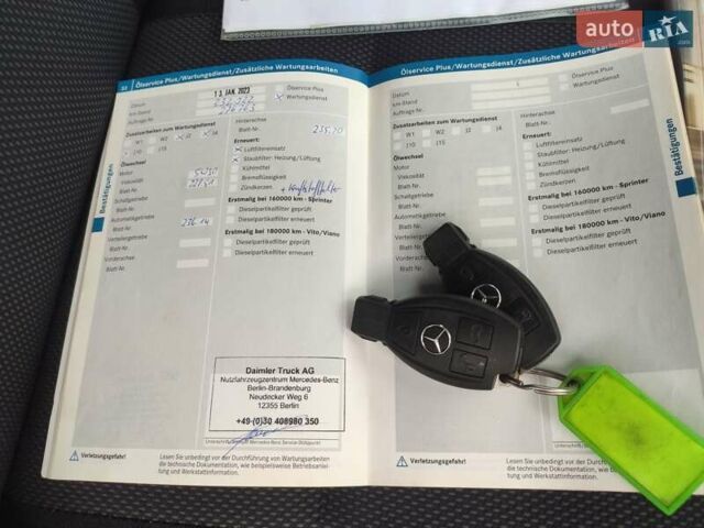 Зелений Мерседес Sprinter, об'ємом двигуна 0 л та пробігом 285 тис. км за 22600 $, фото 39 на Automoto.ua